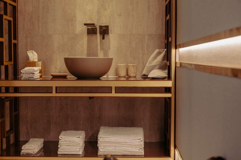 Wine & Books Lisboa Hotel Cameră foto Bathroom